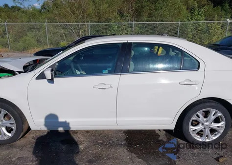 2012 Ford Fusion Se из США, поврежденный, VIN 3FAHP0HG2CR342897